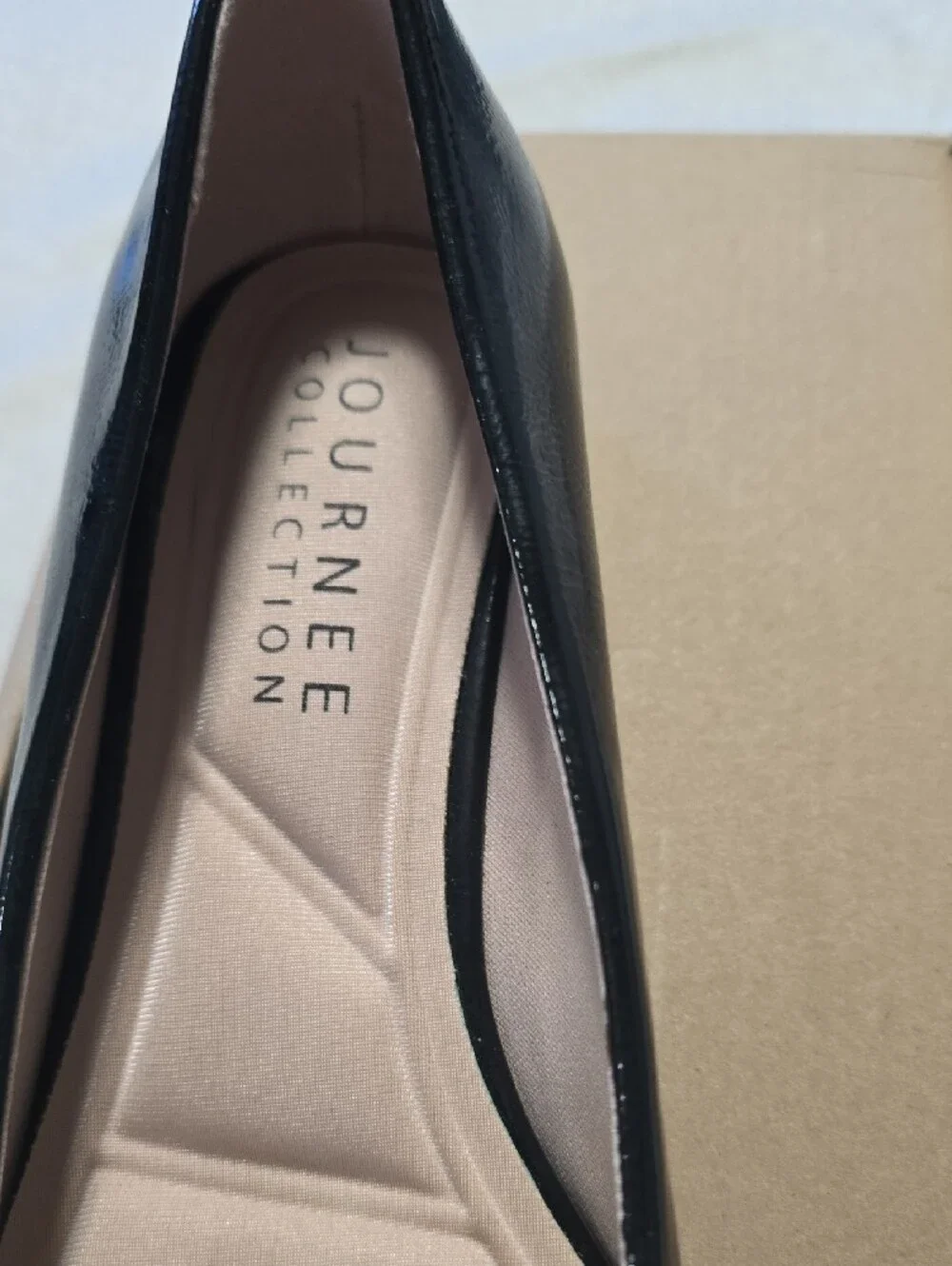 Journee Collection Black Pointed Bow-Accent Flat